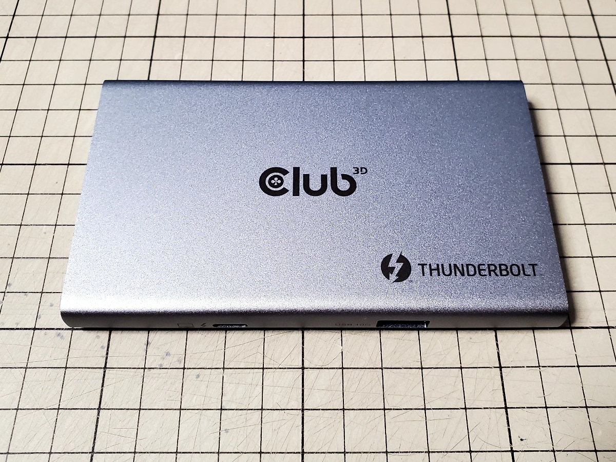 Club 3D Thunderbolt 4 Portable 5-in-1 Hub with Smart Power(CSV
